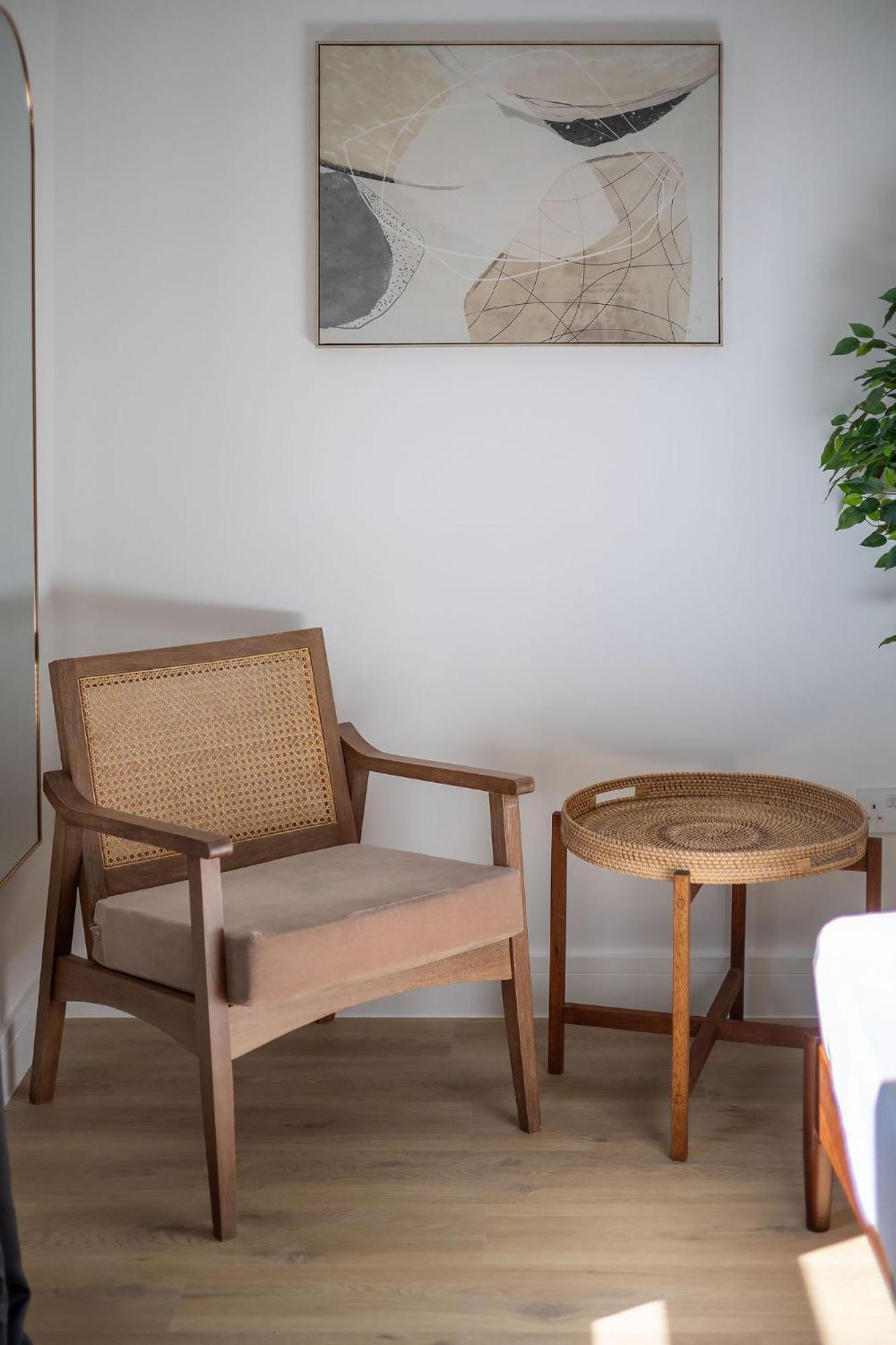 Lovely In Apartment London